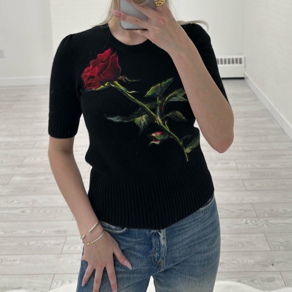 DOLCE & GABANNA 100% cashmere top